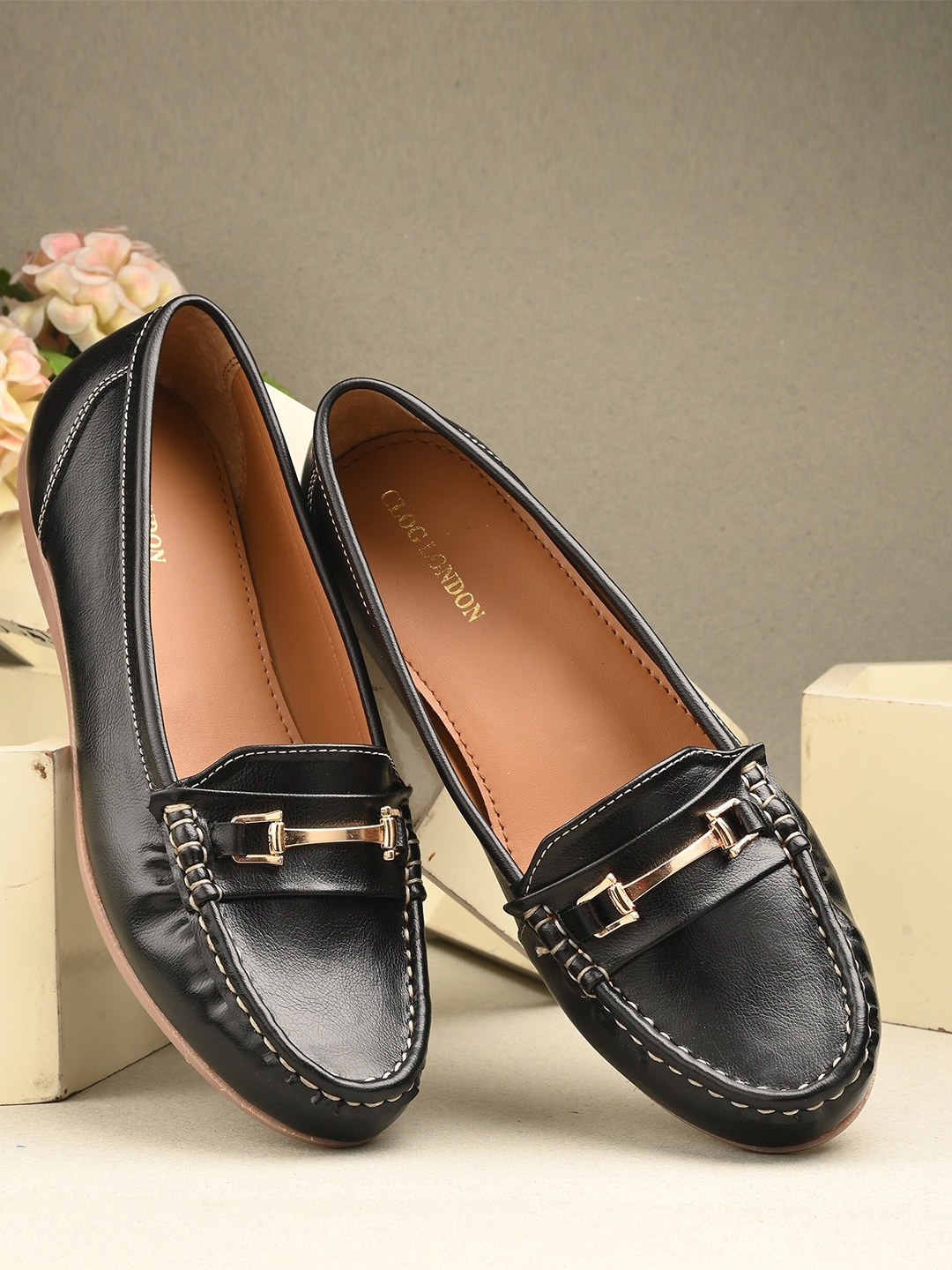 

CLOG LONDON Embellished Round Toe Ballerinas, Black