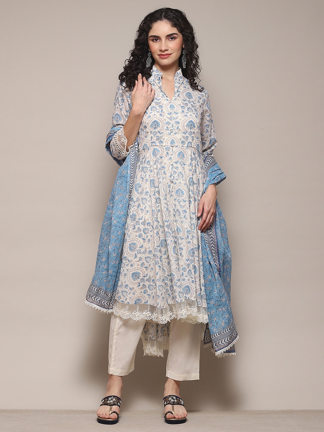 

Biba Ethnic Motifs Printed Mandarin Collar Three-Quarter Sleeves A-Line Kurta Set, Off white