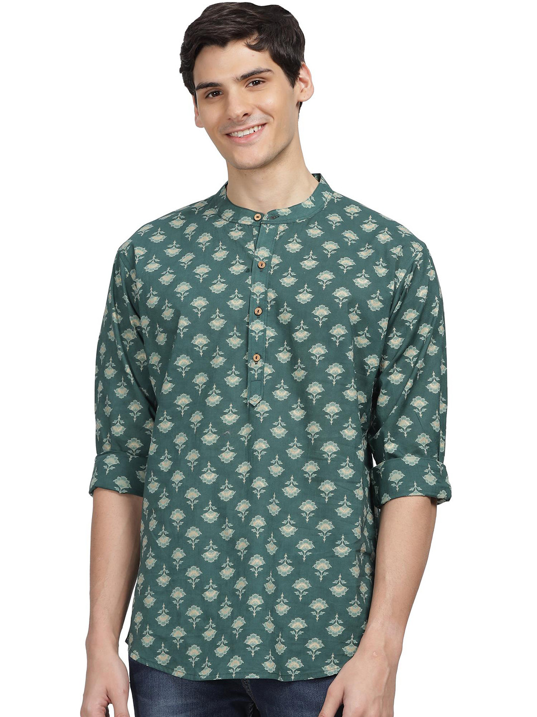 

Anouk Green Quirky Printed Cotton Machine Weave Flared Sleeves Front Slit Kurta