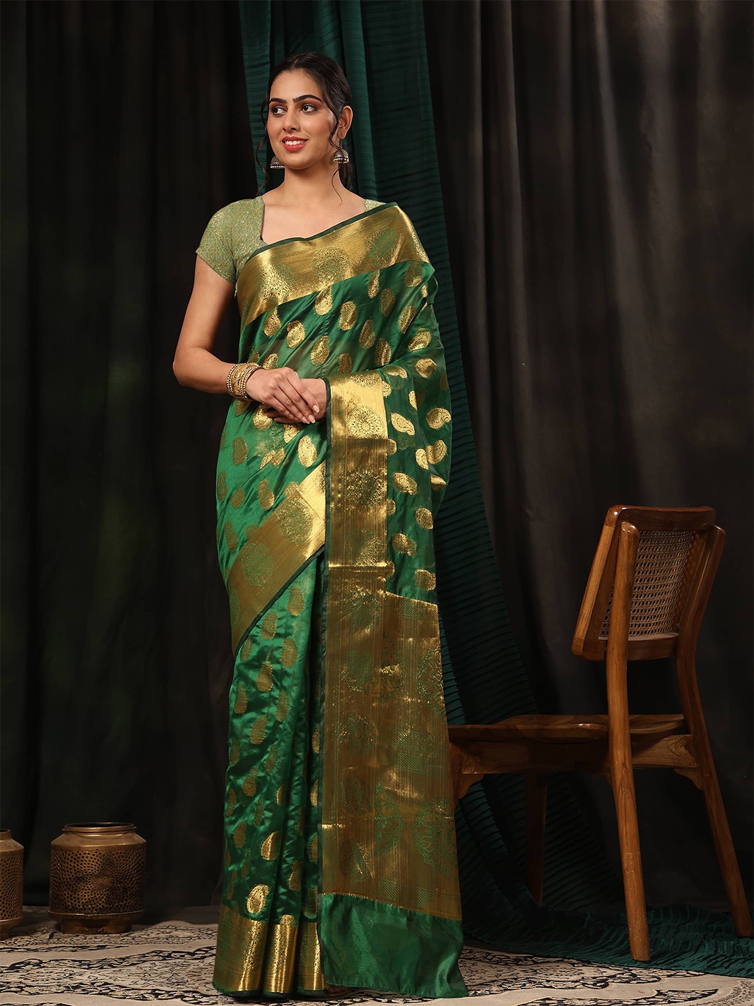 

Silk Land Woven Design Paisley Zari Silk Blend Fusion Banarasi Saree, Green