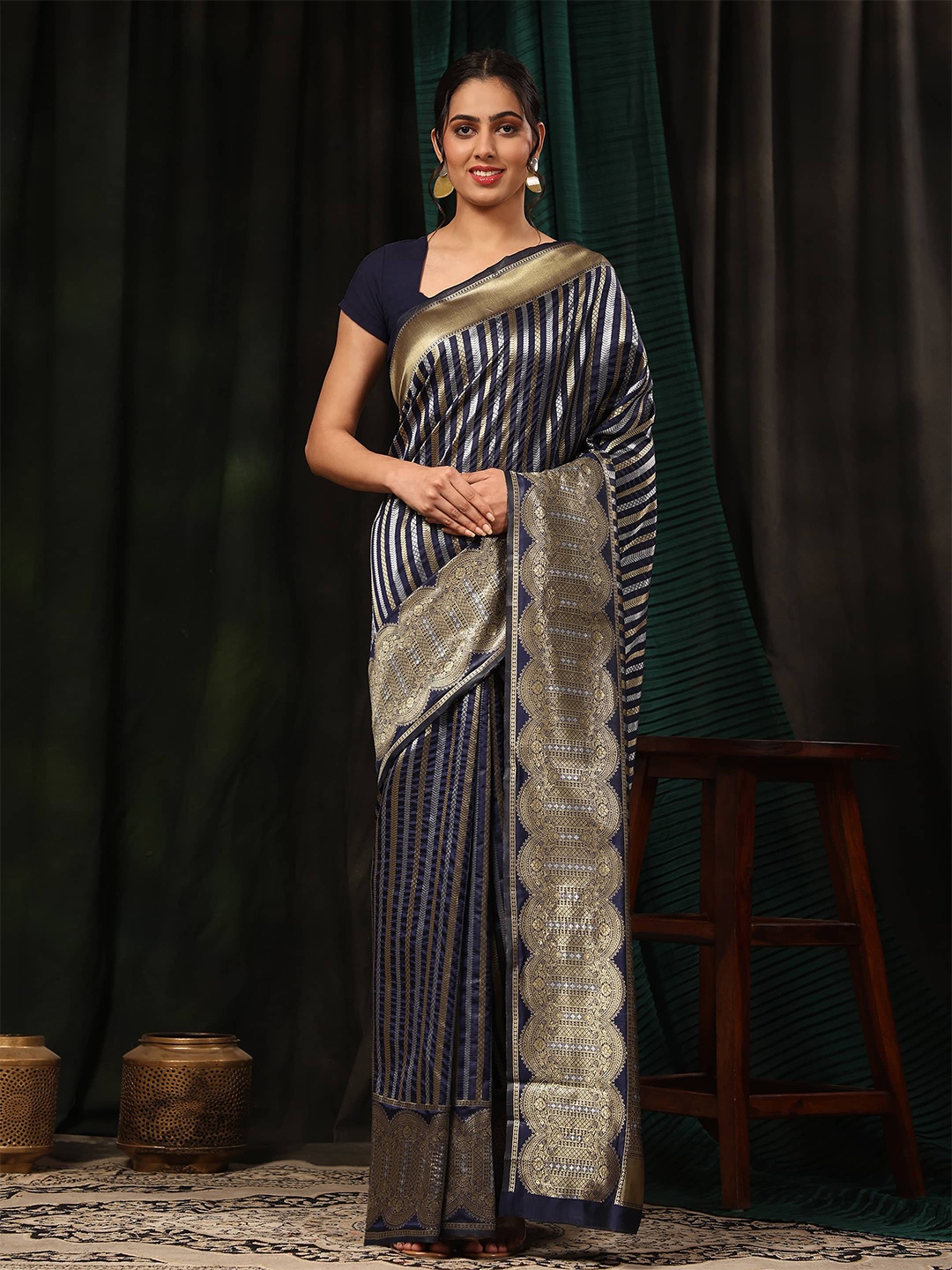 

Silk Land Woven Design Striped Zari Art Silk Fusion Banarasi Saree, Navy blue