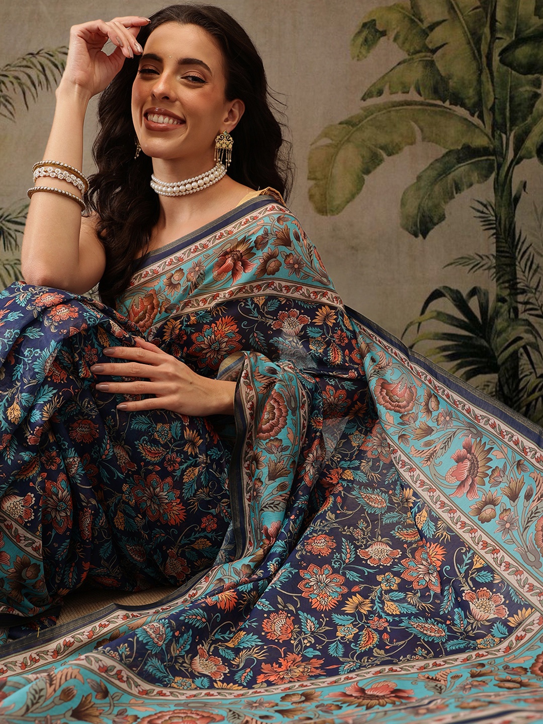 

Silk Land Floral Chanderi Cotton Digital Print Saree, Navy blue