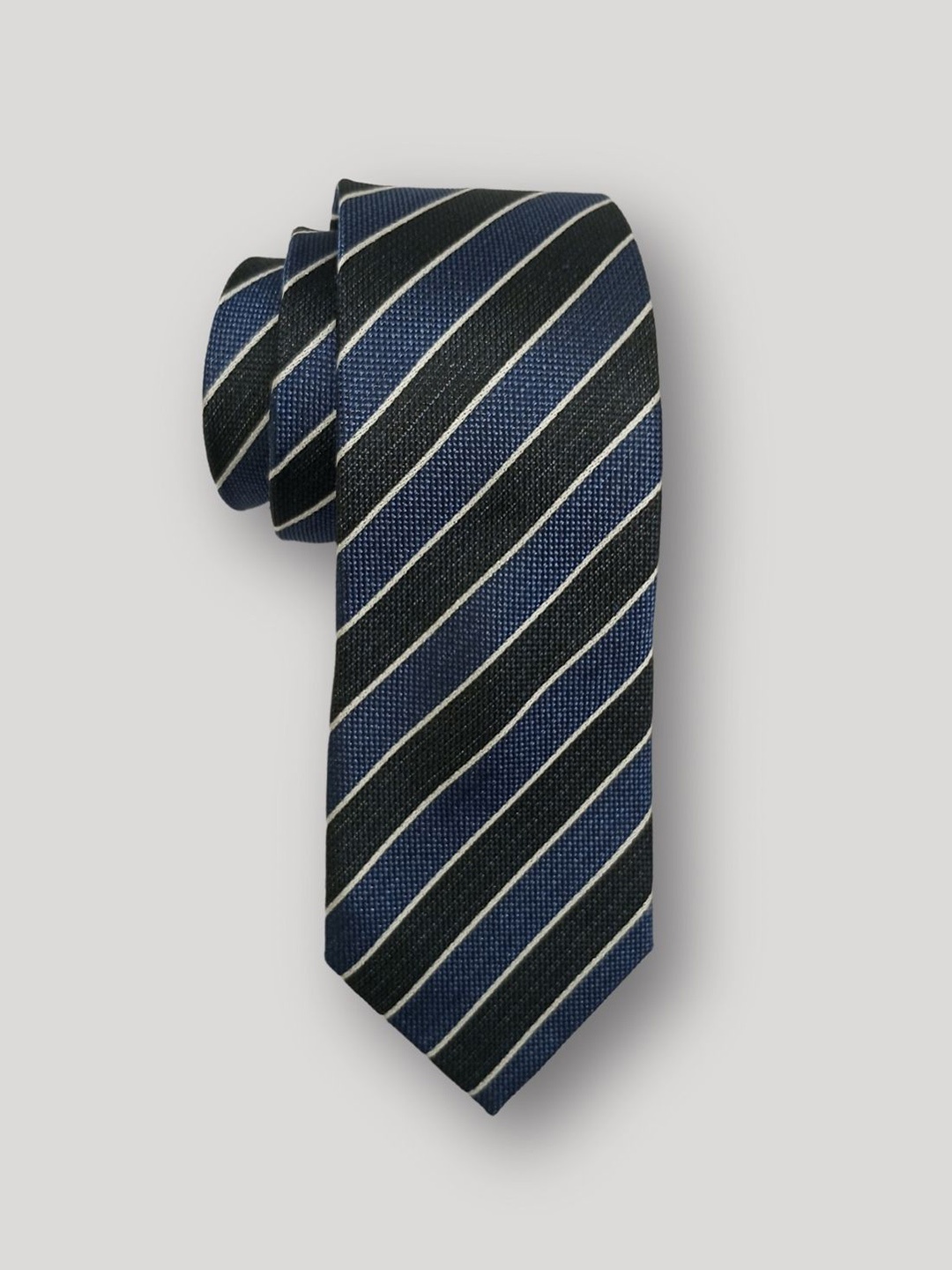 

The Tie Hub Men Striped Broad Tie, Blue