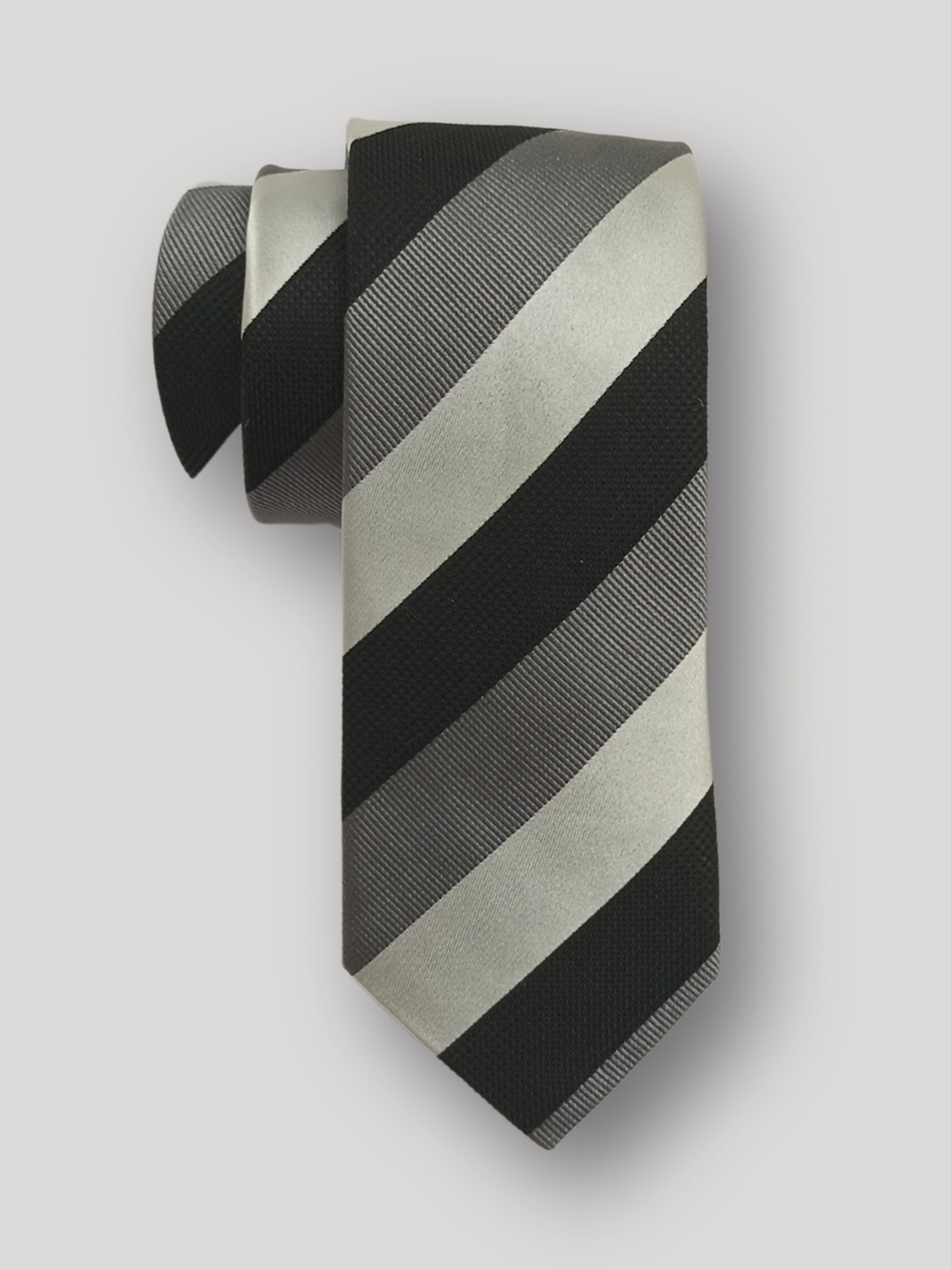 

The Tie Hub Men Striped Silk Broad Tie, Black