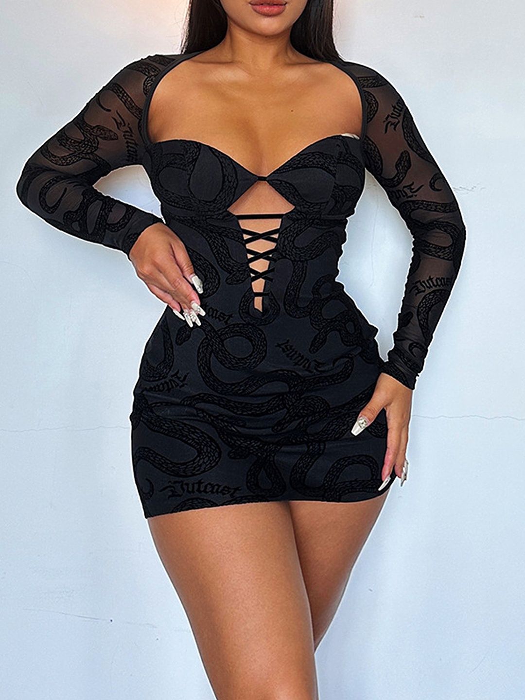 

LULU & SKY Sweetheart Neck Bodycon Mini Dress, Black