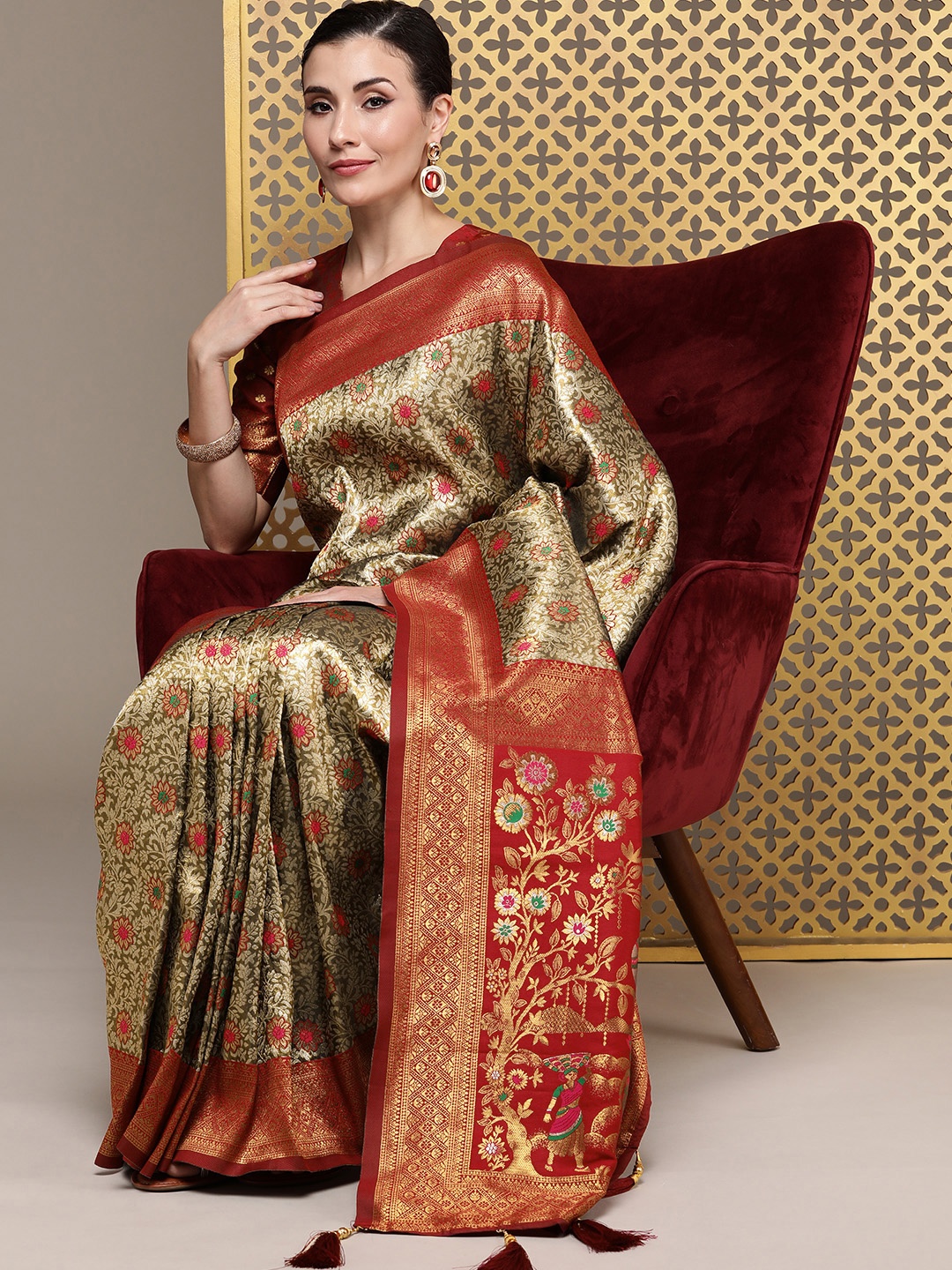 

House of Pataudi Floral Zari Silk Blend Banarasi Saree, Gold