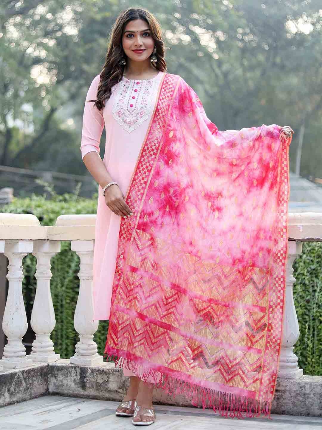 

KIDPORIUM Floral Yoke Design Regular Kurti with Trousers & With Dupatta, Pink