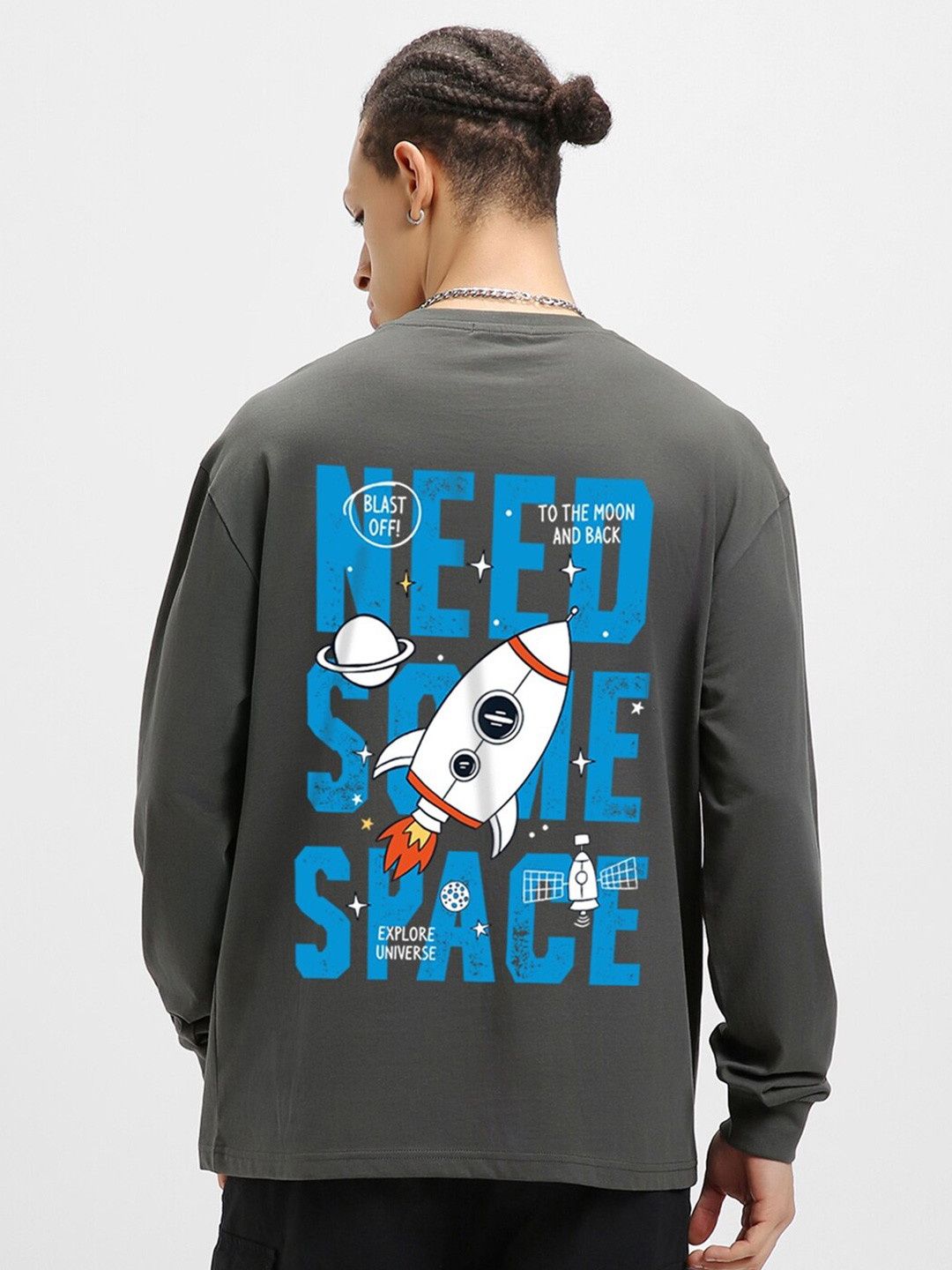 

Bewakoof Space X Graphic Printed Drop-Shoulder Sleeves Oversized Pure Cotton T-shirt, Grey