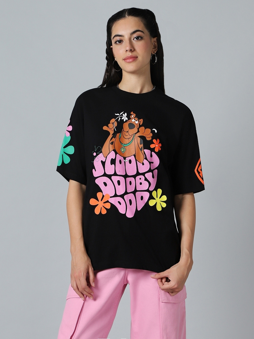 

Bewakoof Plus Scooby Doo Printed Oversized T-shirt, Black