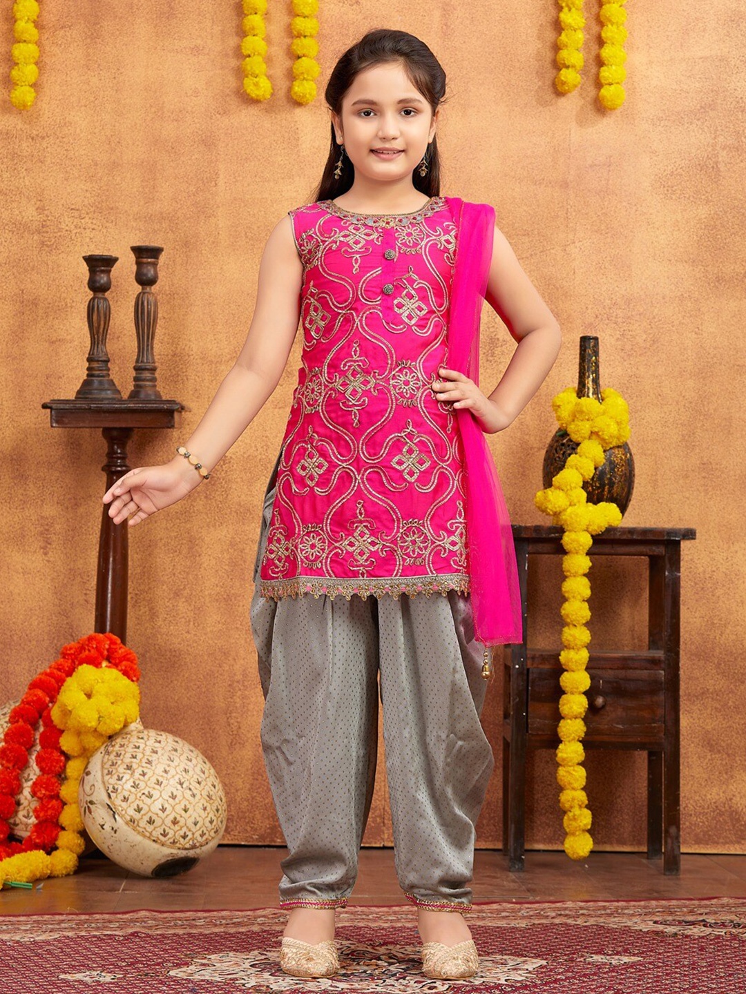 

Aarika Girls Yoke Design Embellished Pure Silk Straight KurtI With Patiala & Dupatta, Pink