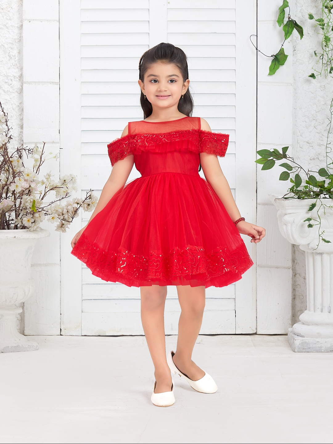 

Aarika Girls Round Neck Net Fit & Flare Above Knee Party Dress, Red