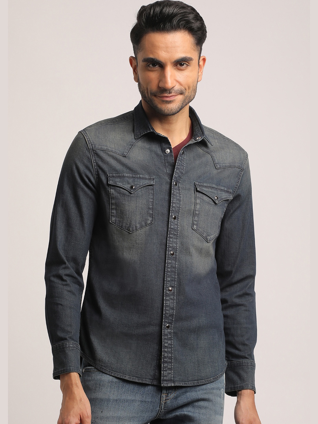 

EVERBLUE Spread Collar Denim Slim Fit Casual Shirt, Blue