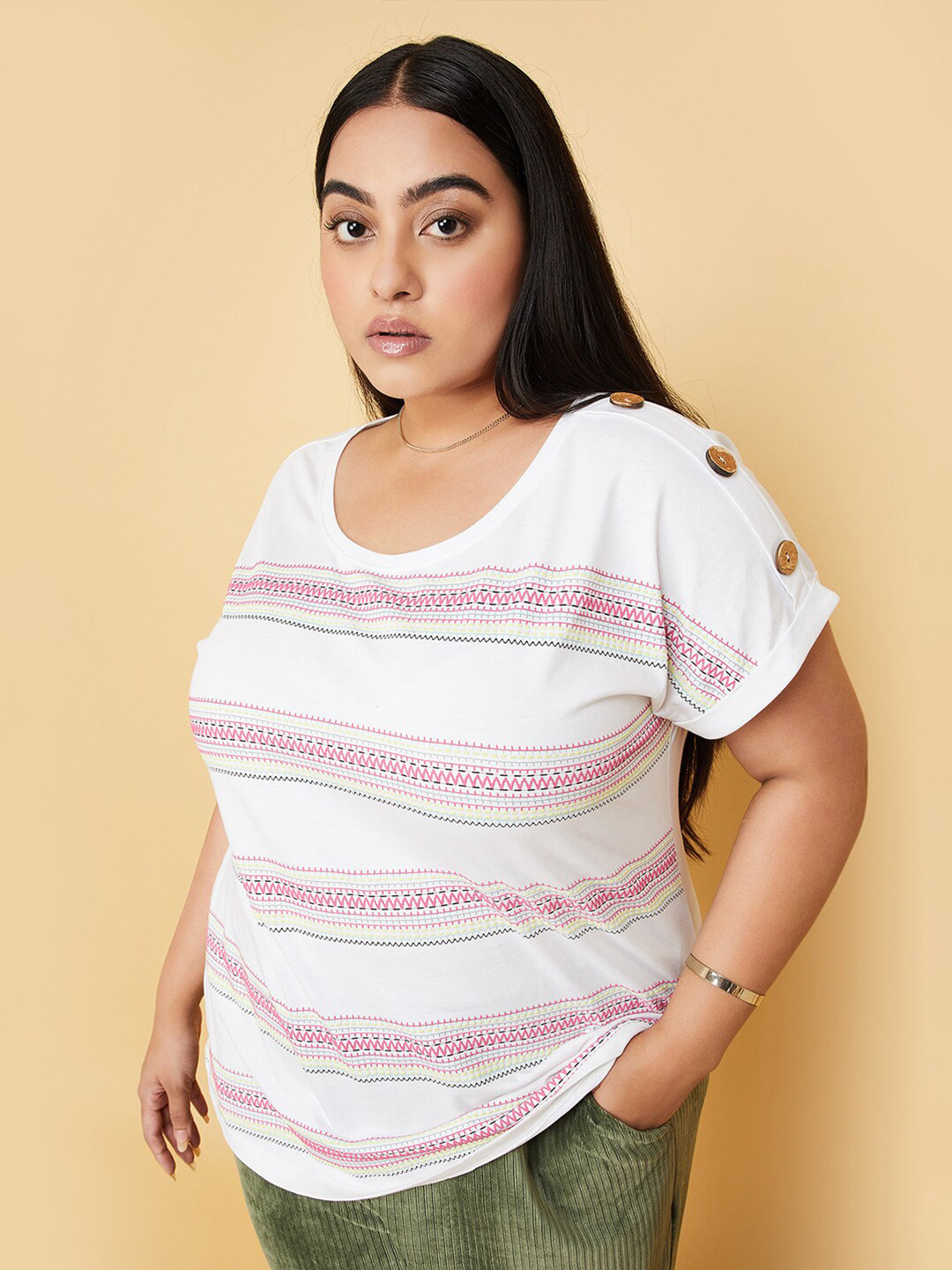 

max Plus Size Aztec Printed Round Neck Extended Sleeves T-shirt, White