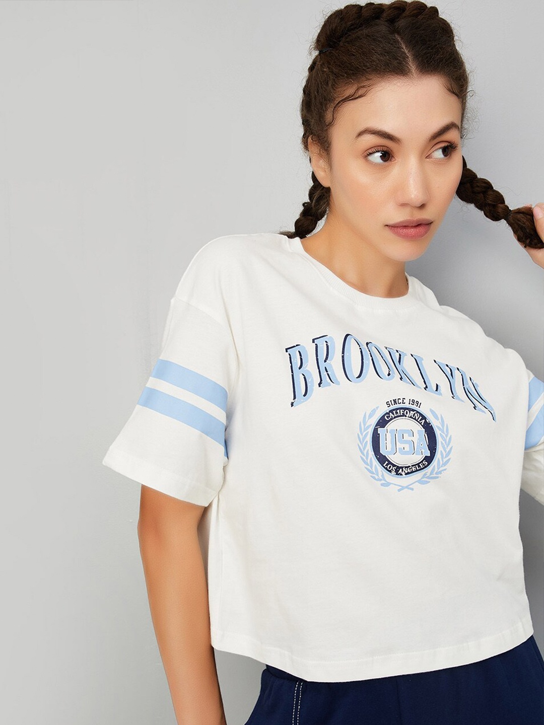 

max Typography Printed Round Neck T-shirt, Off white