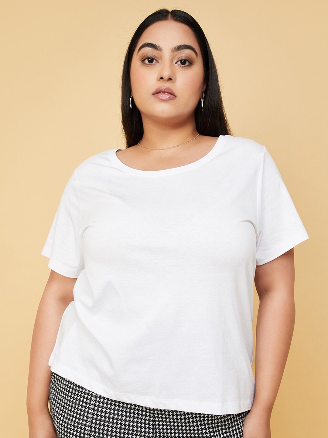 

max Plus Size Round Neck T-shirt, White