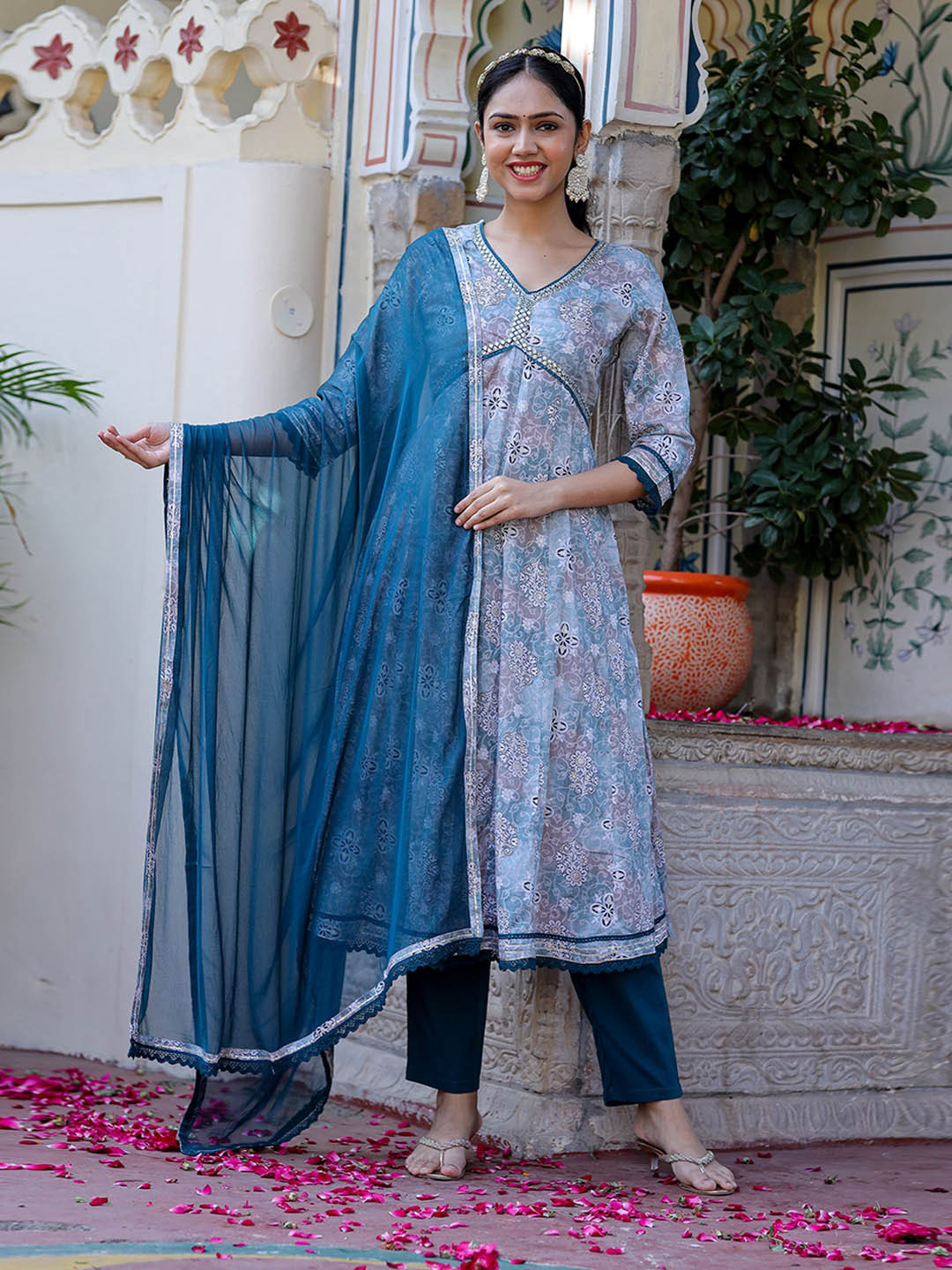 

Chandbaali Ethnic Motifs Printed Pure Cotton Anarkali Kurta & Trouser With Dupatta, Blue