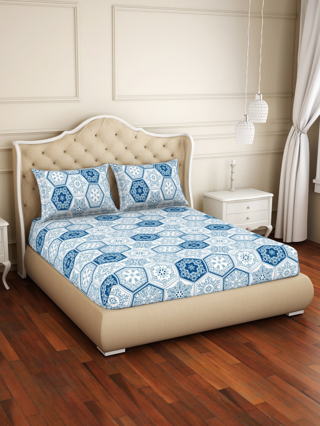 

Welspun Purple & White Ethnic Motifs Printed 150 TC King Bedsheet Set