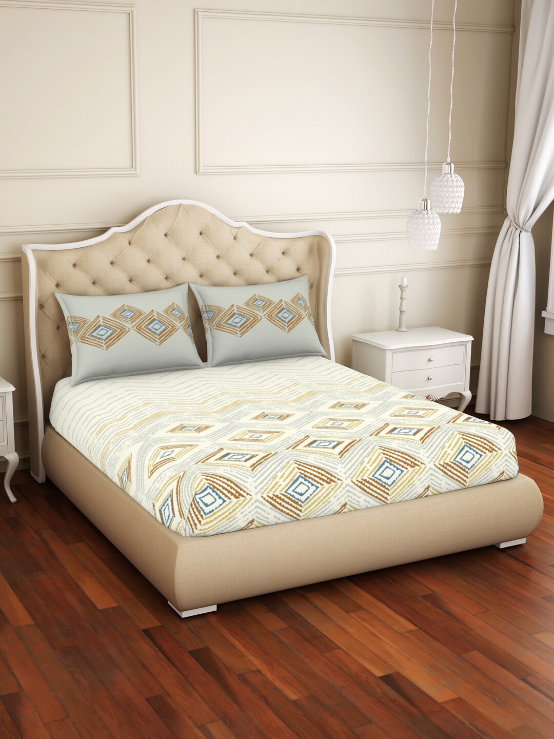 

Welspun Yellow & Blue Geometric Printed 144 TC King Bedsheet Set