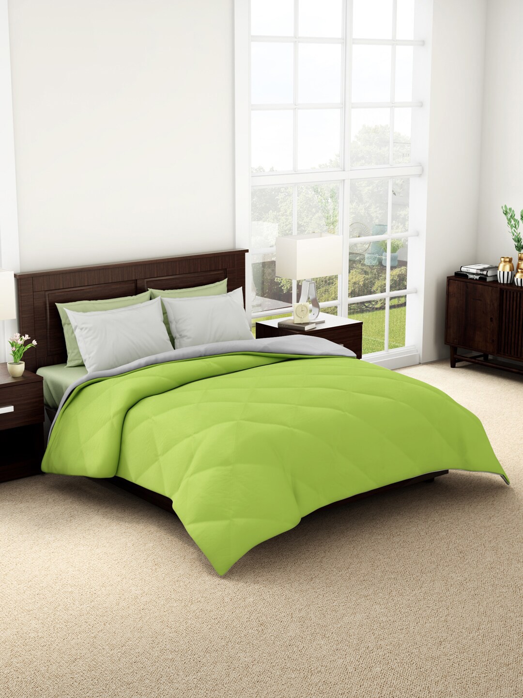 

SPACES Green Geometric AC Room 120 GSM Double Bed Quilt