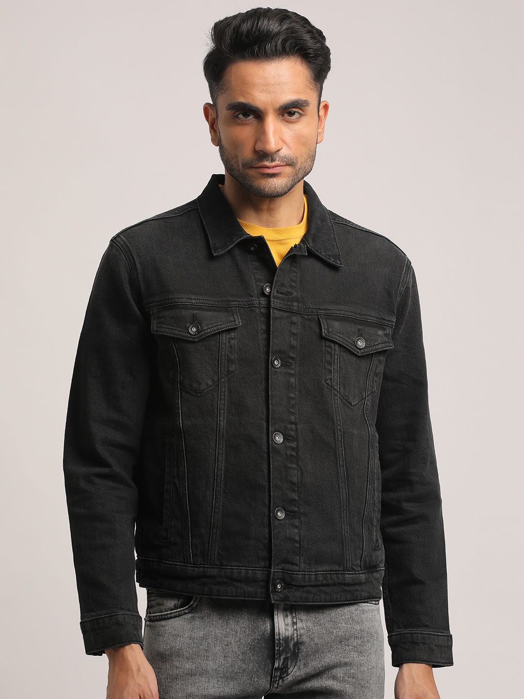 

EVERBLUE Men Black Washed Crop Denim Jacket