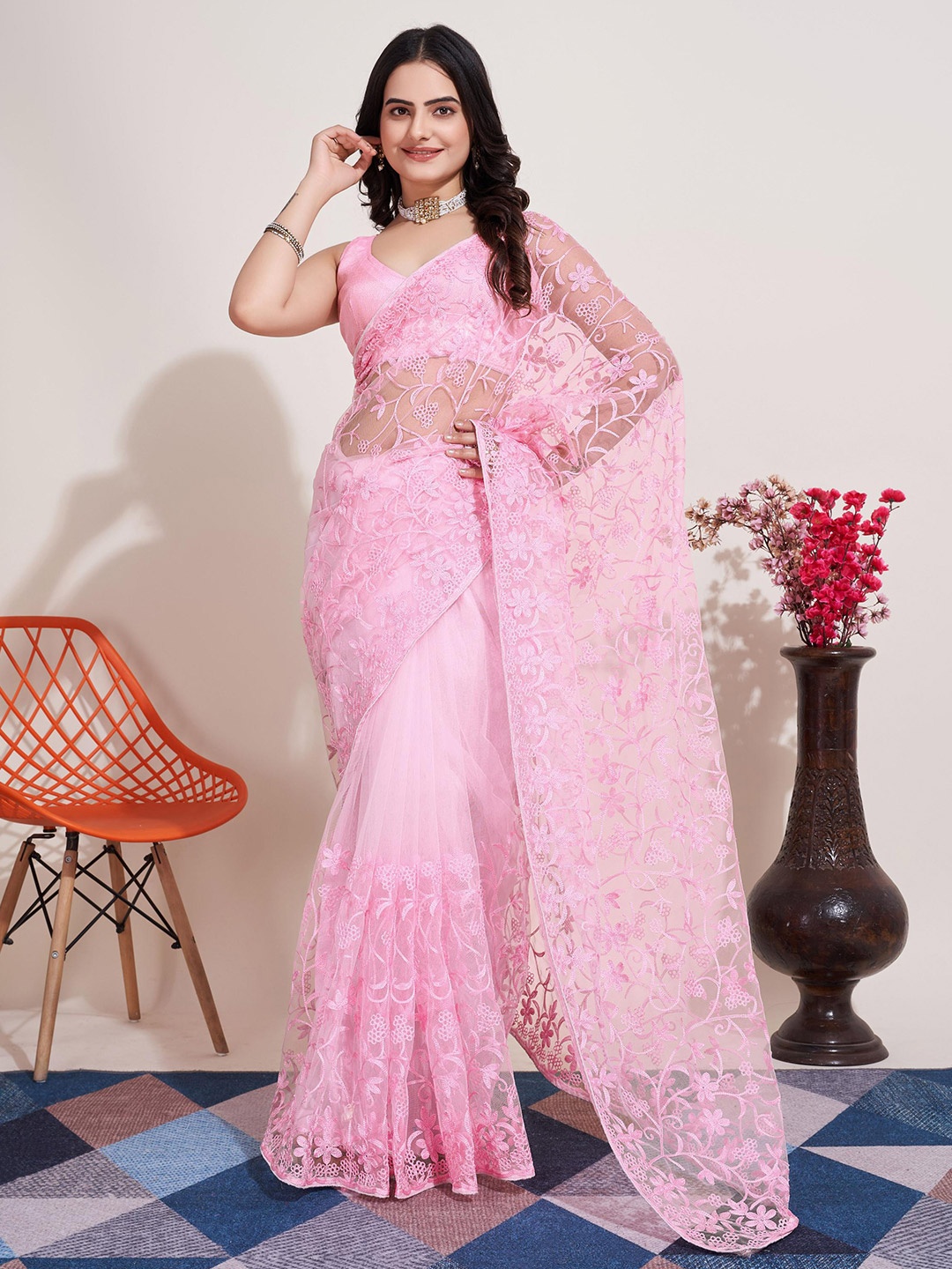 

HERE&NOW Pink Floral Embroidered Net Saree