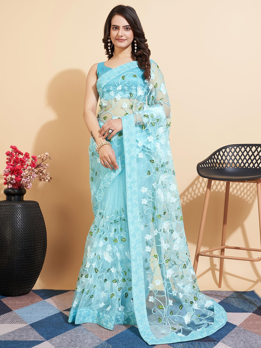 

HERE&NOW Blue & White Floral Embroidered Net Saree