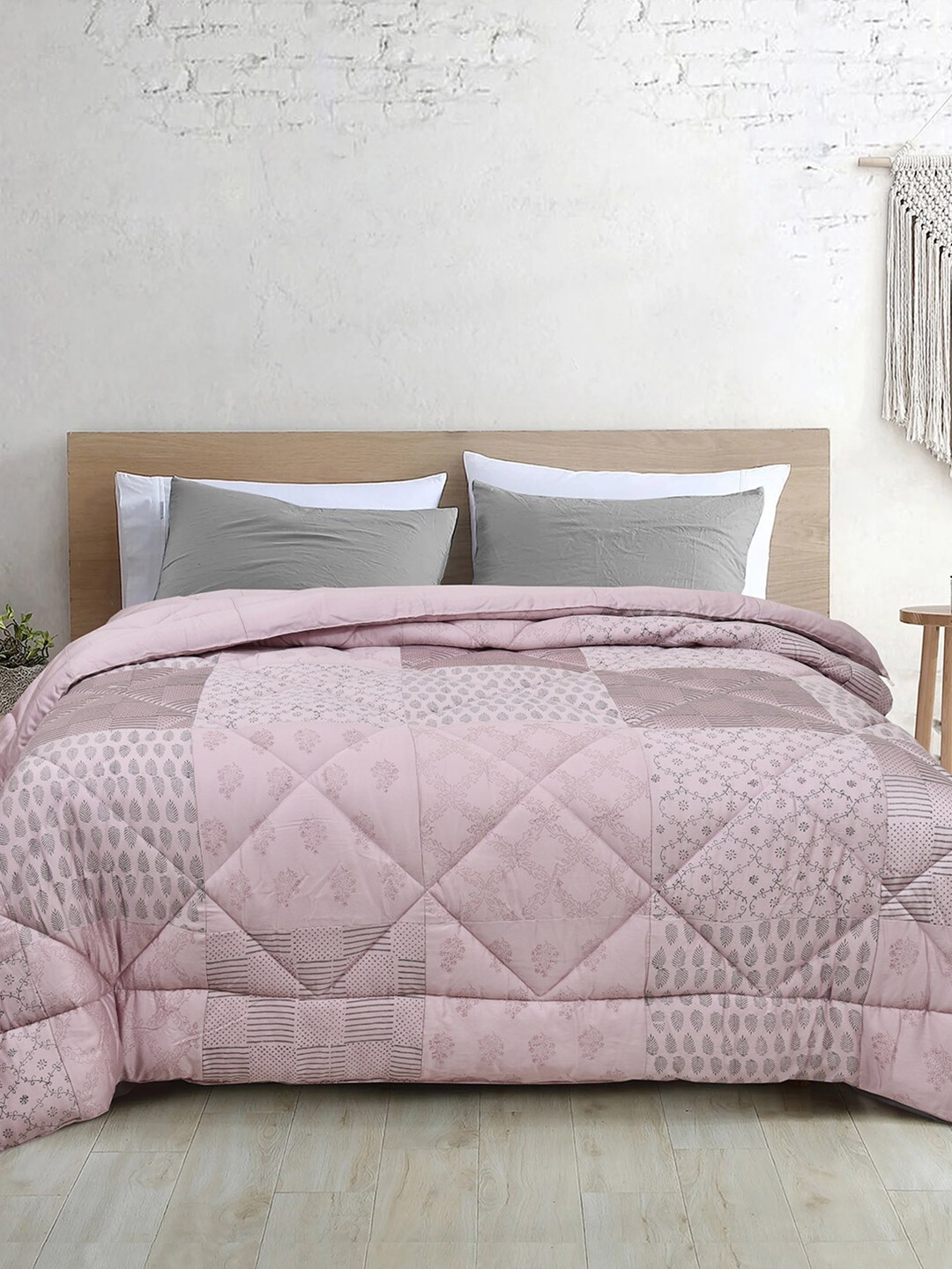 

LINENWALAS Happy Sleeping Mauve & Grey Floral Mild Winter 300 GSM Single Bed Comforter