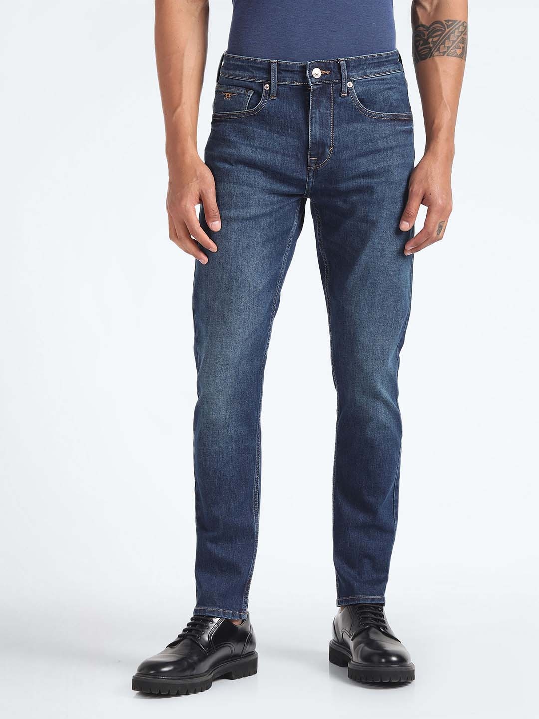 

Flying Machine Men Tapered Fit Light Fade Stretchable Jeans, Blue