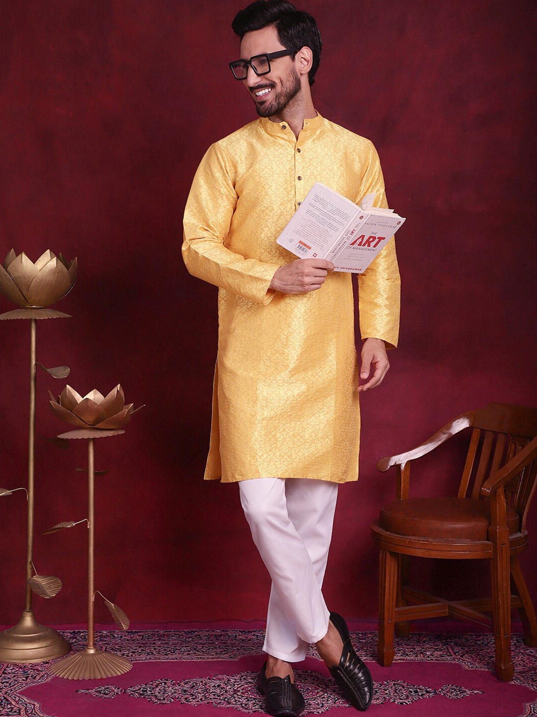 

Anouk Floral Printed Regular Straight Kurta with Pyjamas, Yellow