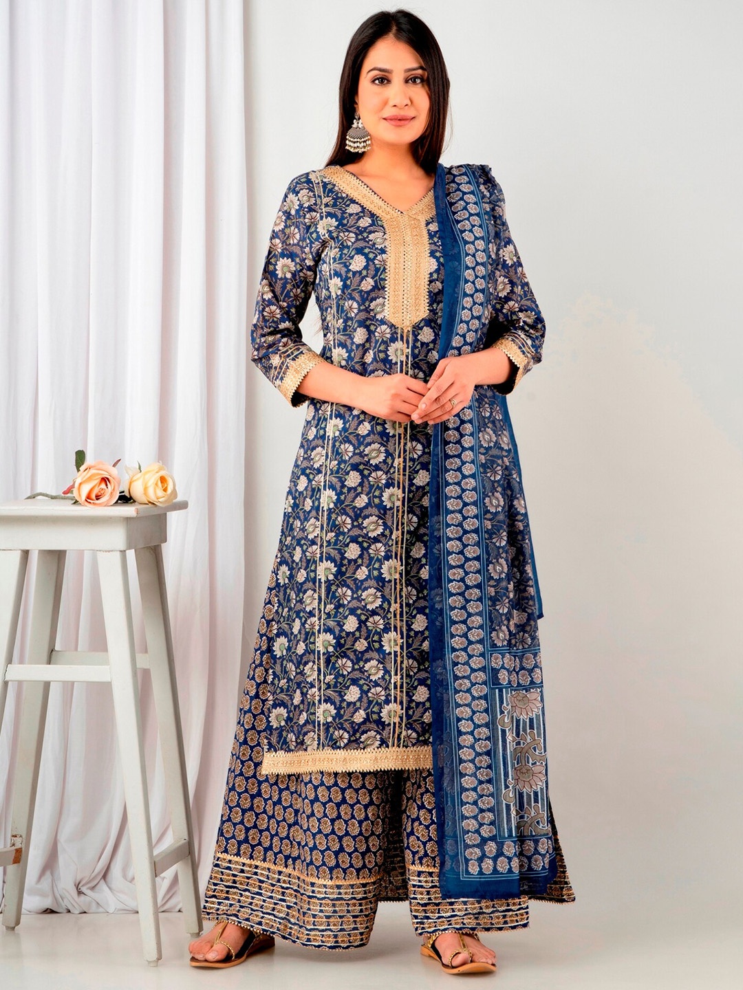 

PUKHYA V neck Floral Printed Straight Pure Cotton Kurta with Palazzos & Dupatta, Blue