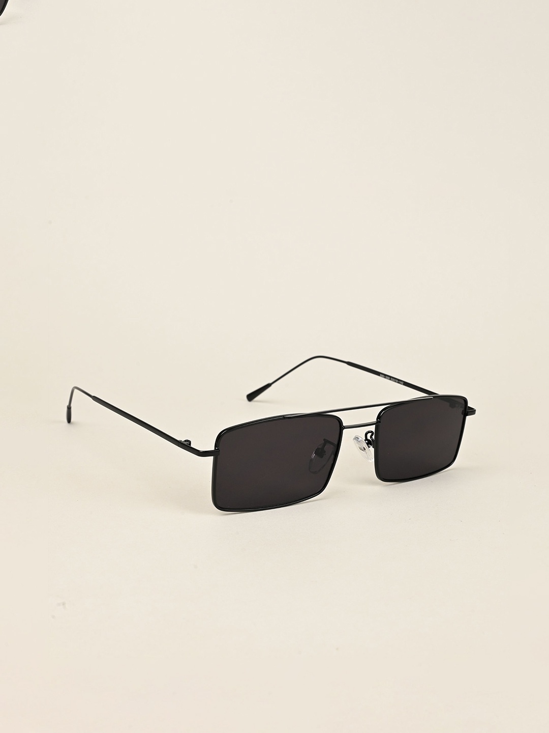 

Voyage Unisex Black Rectangle Sunglasses With UV Protected Lens B80598MG5193