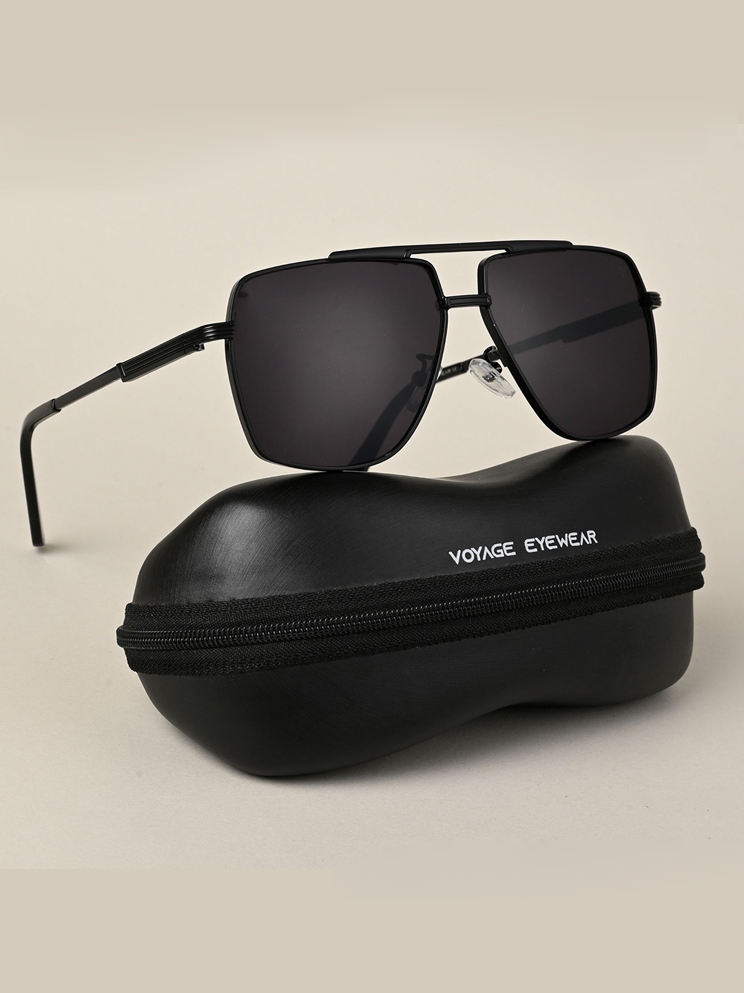 

Voyage Unisex Aviator Sunglasses with UV Protected Lens B80771MG5200, Black