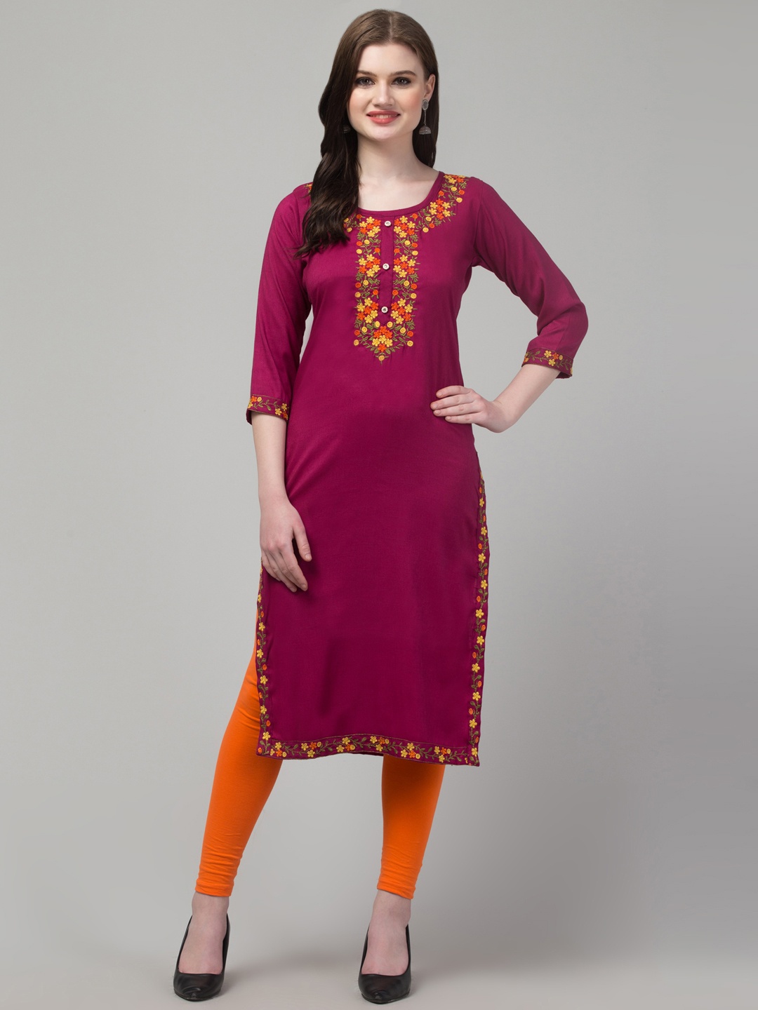 

Trend Level Floral Yoke Design Thread Work Kurta, Burgundy