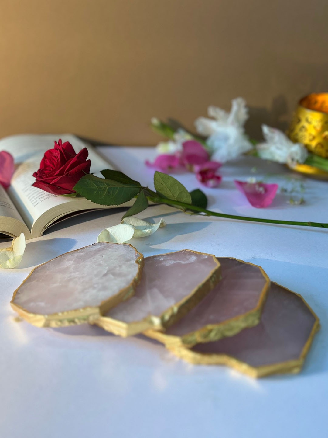 

HOMEARTE Pink 4 Pieces Abstract Agate Stone Coasters