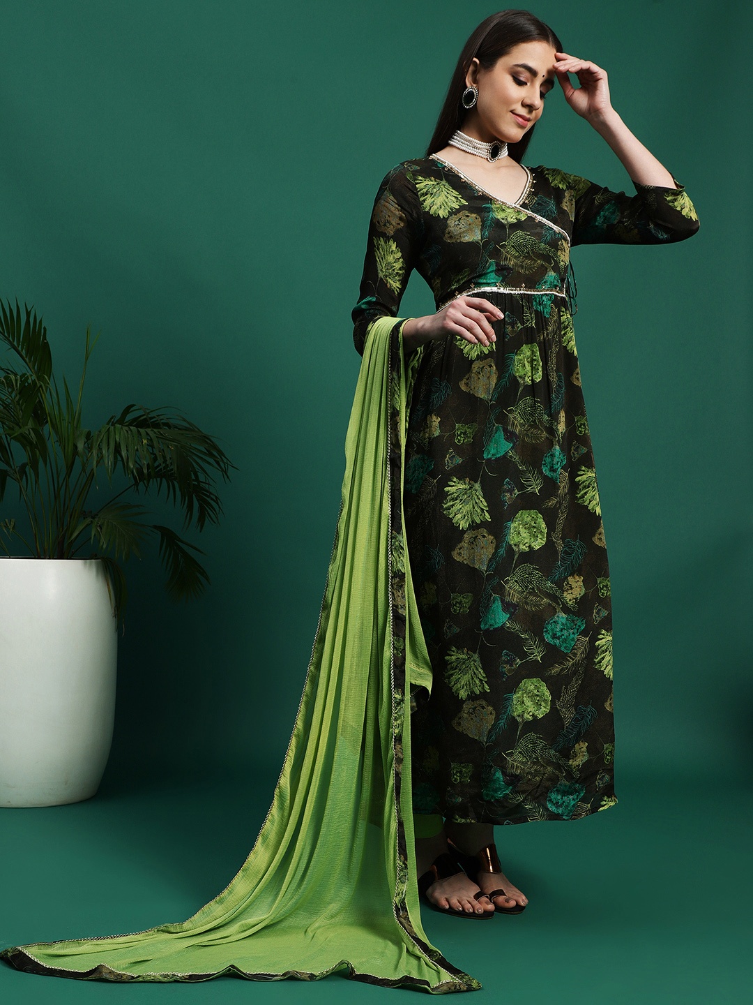 

Sangria Floral Printed Embroidered V-Neck Kurta With Trousers & Dupatta Kurta Sets, Green