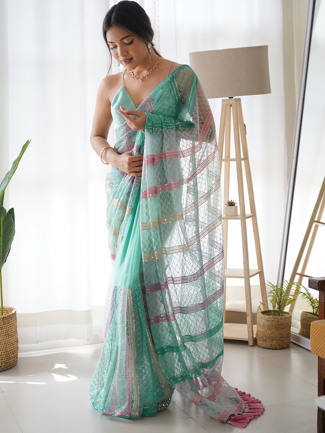 

Munir Sequinned Embroidered Embellished Net Saree, Blue