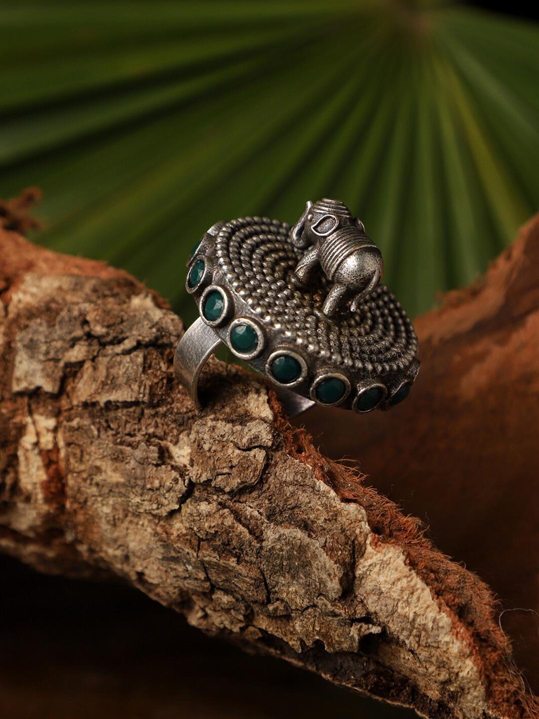 

VENI Silver-Plated Stone-Studded Adjustable Finger Ring