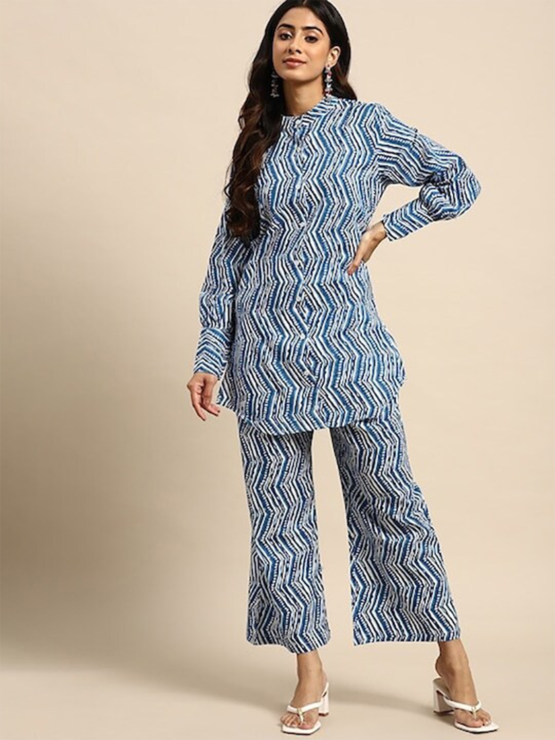 

all about you Chevron Printed Mandarin Collar Pure Cotton A-Line Kurta With Trousers Set, Blue