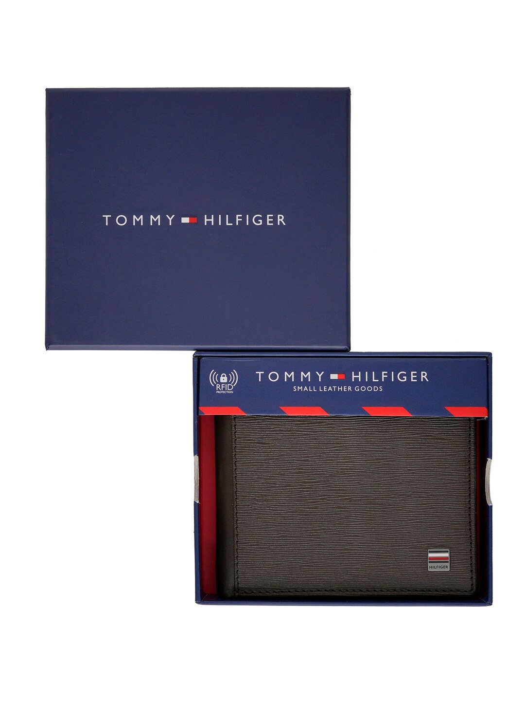 

Tommy Hilfiger Men Leather Two Fold Wallet, Brown