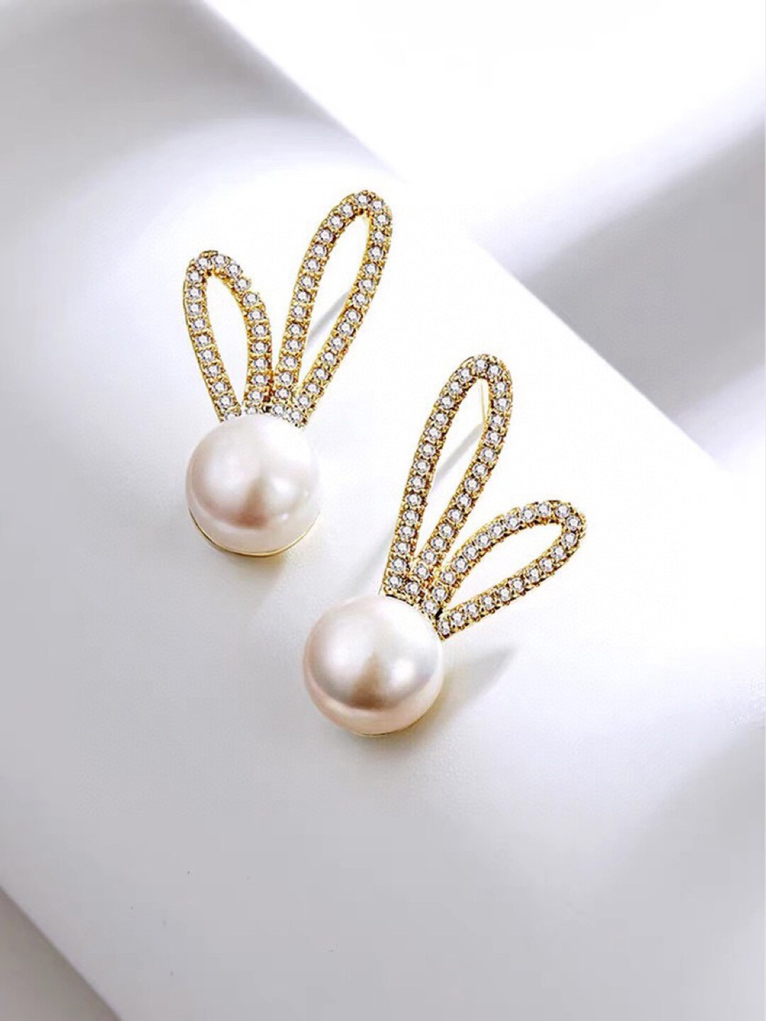 

Krelin Gold-Plated Stud Earrings