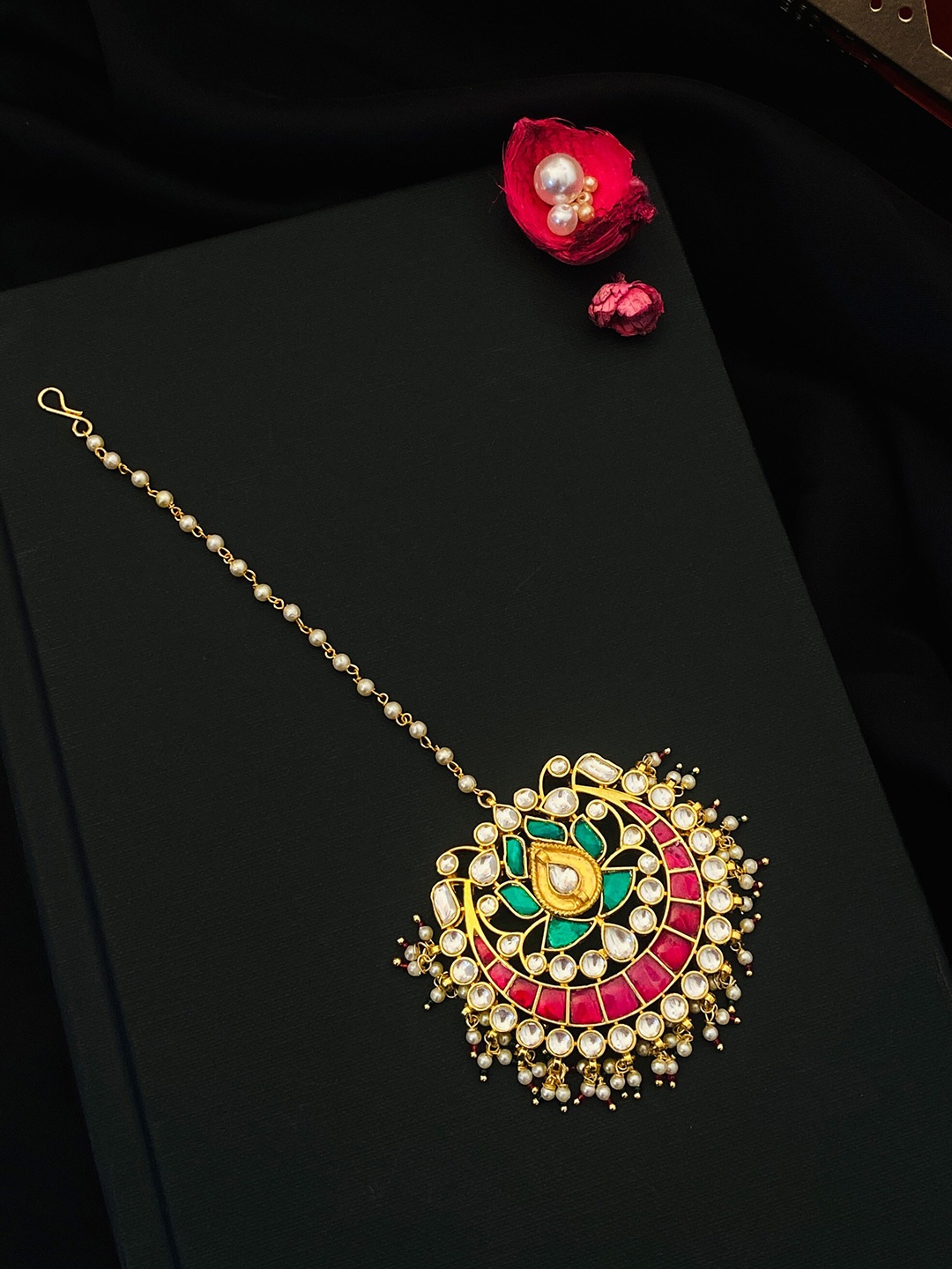 

ABDESIGNS Gold-Plated Kundan-Studded & Beaded Maang Tikka