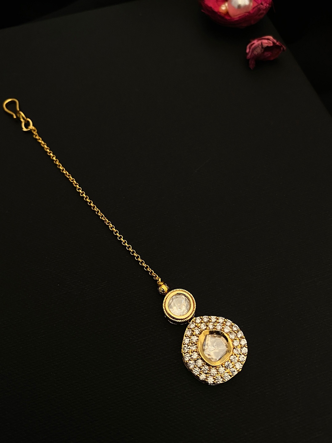 

ABDESIGNS Gold-Plated Kundan-Studded Maang Tikka