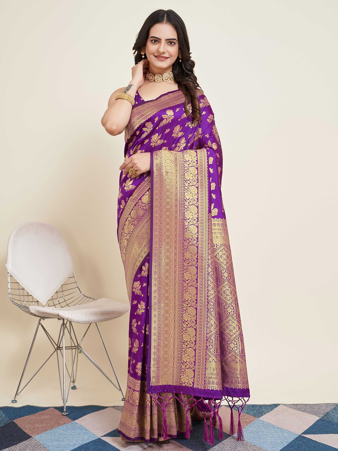 

Mitera Floral Woven Design Zari Silk Banarasi Saree, Purple