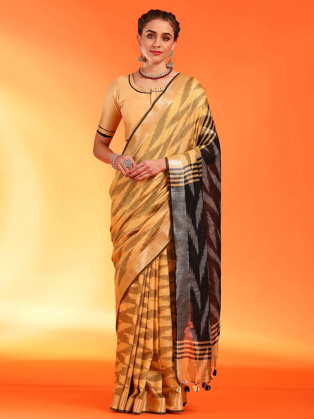 

Saree mall Geometric Printed Cotton Zari Pochampally Sarees, Beige