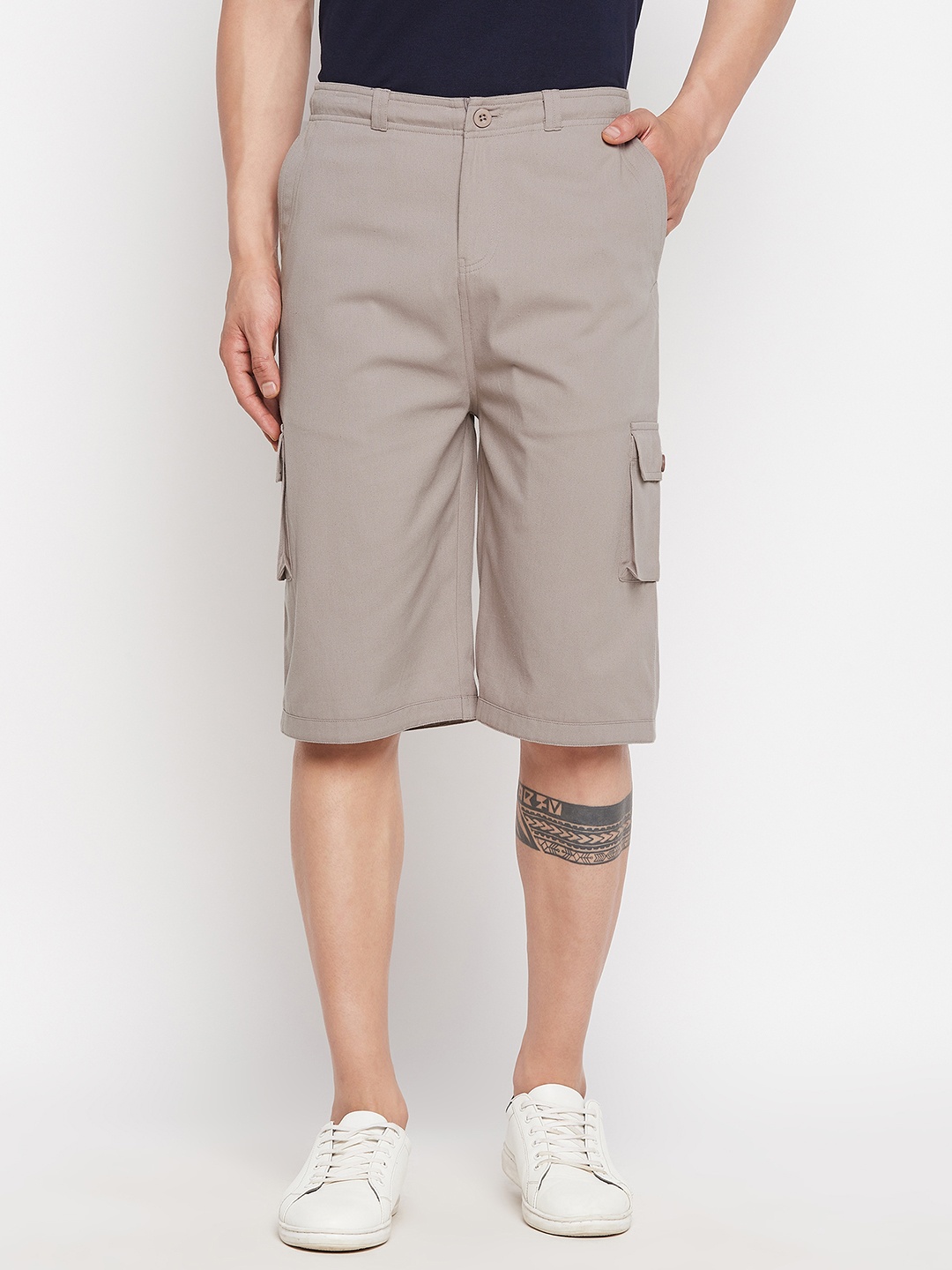 

Hypernation Men High-Rise Pure Cotton Cargo Shorts, Grey