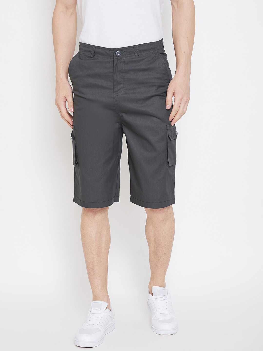 

Hypernation Men Cotton Regular Fit Cargo Shorts, Grey