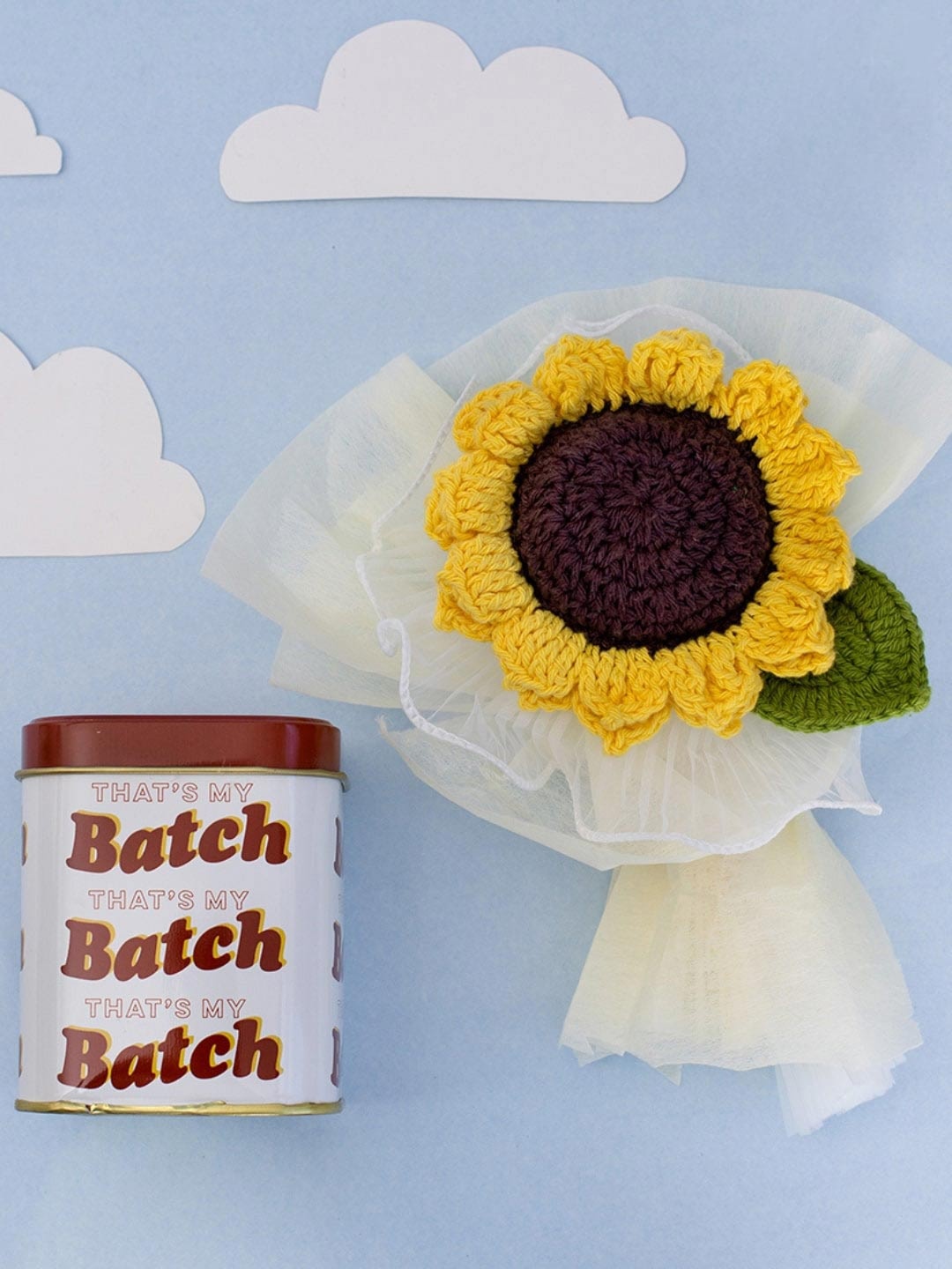 

Confetti Gifts Crochet Sunflower & Chocolate Assorted Valentine Gift Set, Yellow
