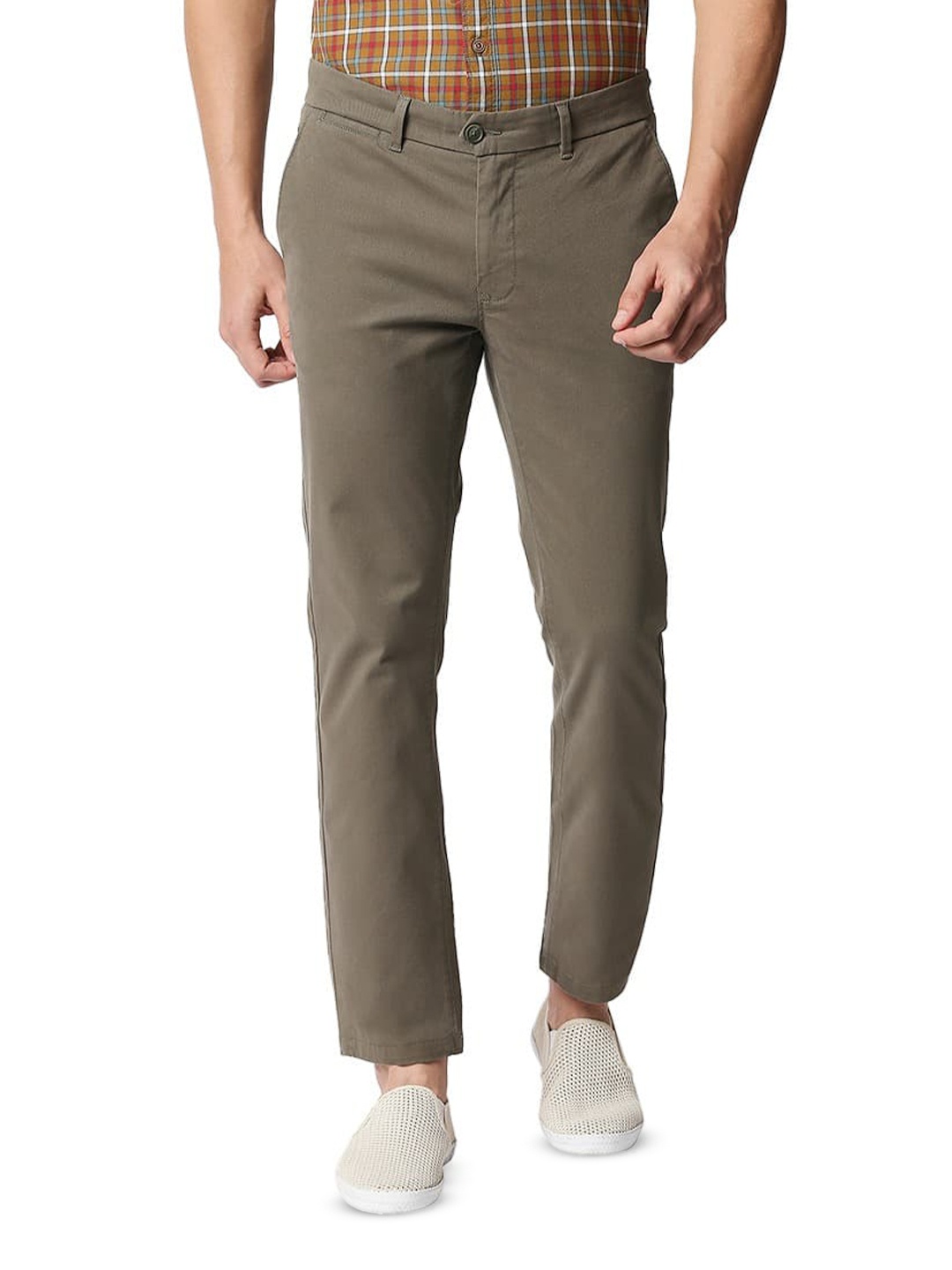 

Basics Mens Cotton Tapered Fit Regular 2 Pockets Trousers, Olive