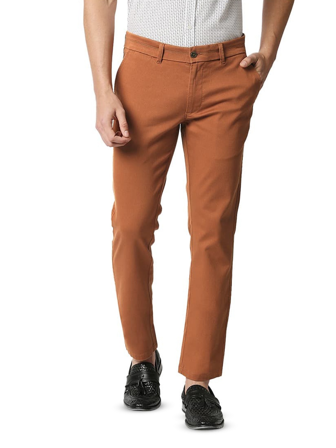 

Basics Men Tapered Fit Chinos Cotton Trousers, Maroon