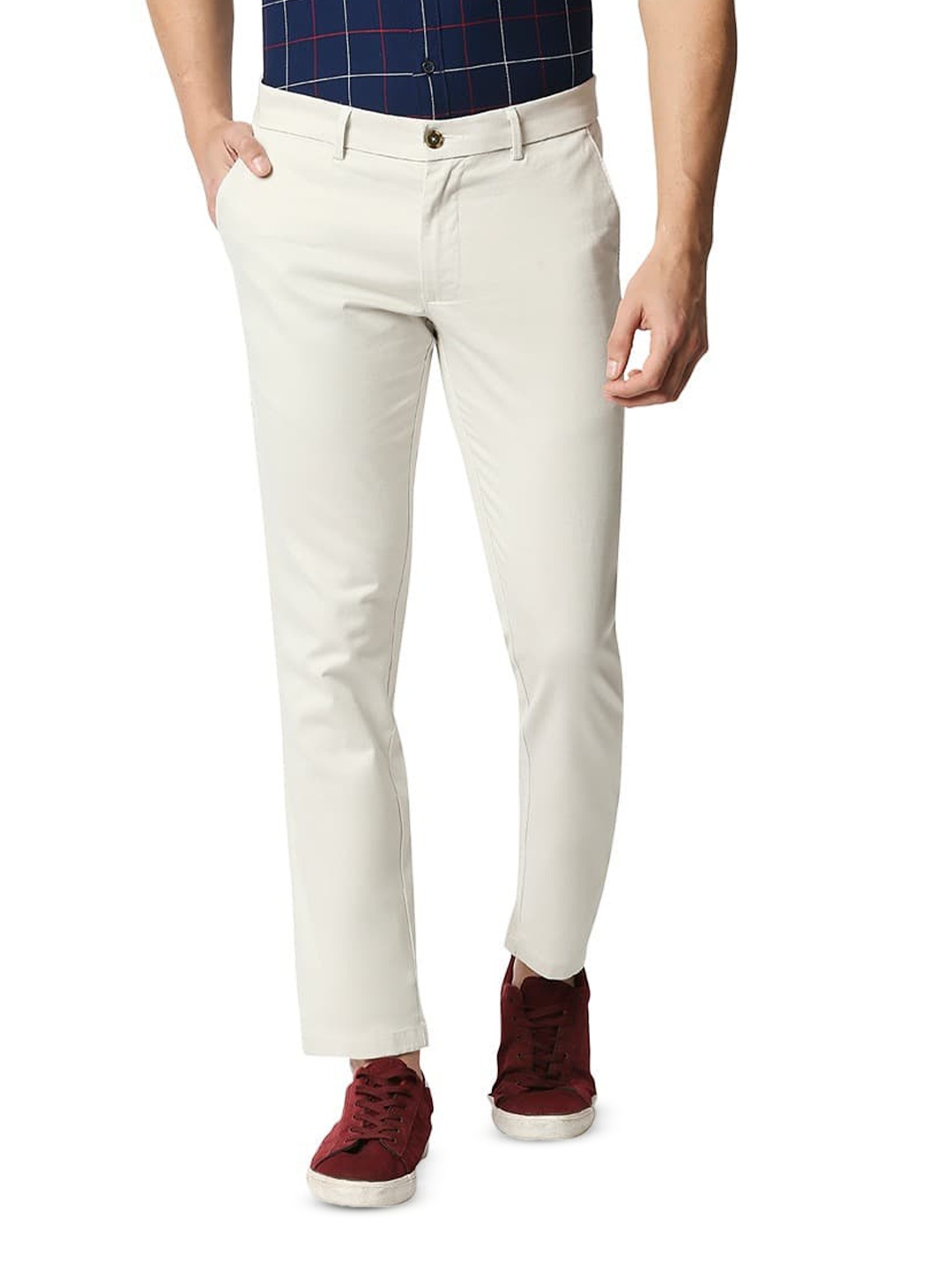 

Basics Men Tapered Fit Cotton Chinos Trousers, Beige